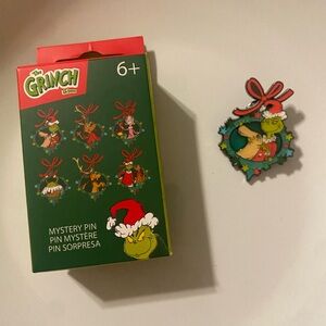 Loungefly X Dr. Seuss The Grinch mystery pin